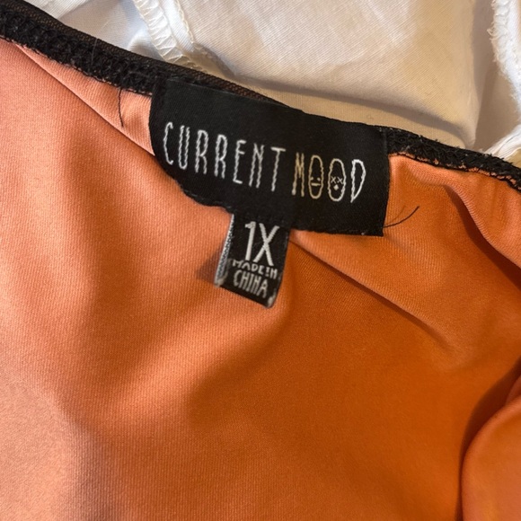 Current Mood Black and Orange Sheer Chemise - Picture 2 of 2